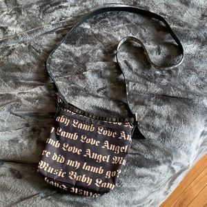 L.am.b Gwen Stefani for lesportsac cross body